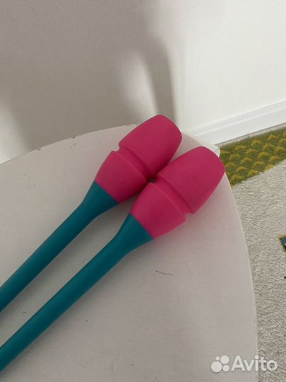 Булава, скакалка и обручи