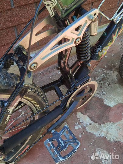 Брутальный живой кастом олдскул двухподвес рама М