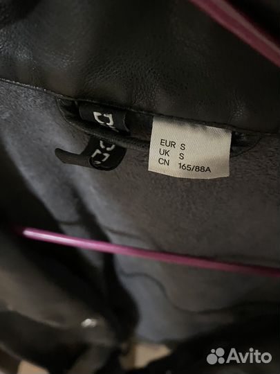 Кожаная куртка- пиджак hm