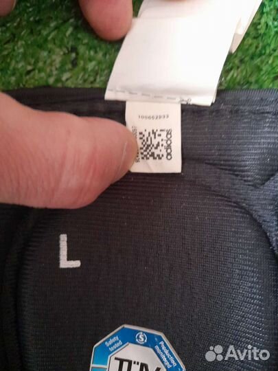 Футбольные щитки