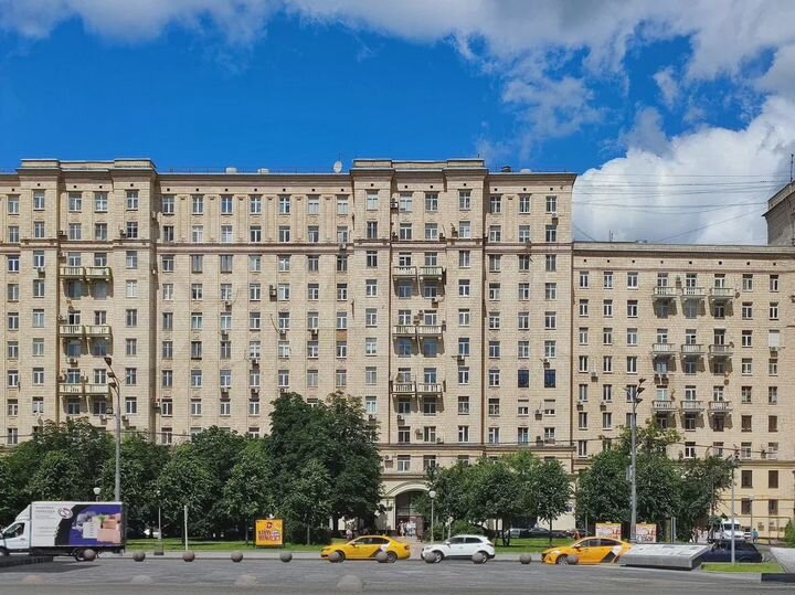 3-к. квартира, 72 м², 6/12 эт.