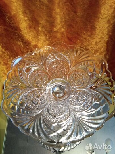 Старинные вазы