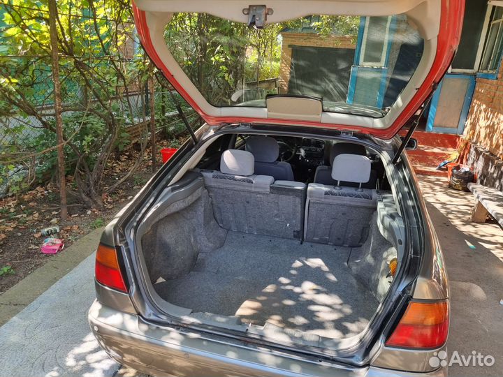 Nissan Primera 1.6 МТ, 1998, 323 923 км