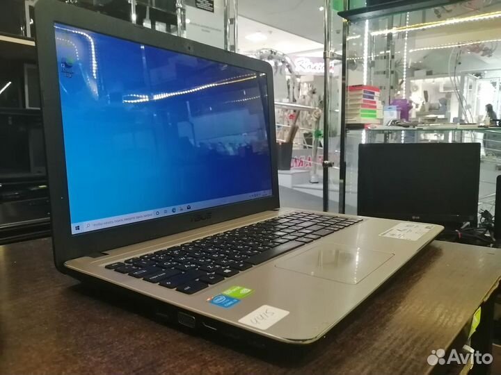 Asus X540LJ Core i3 5005U SSD