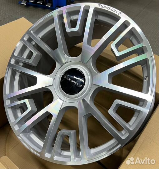 Диски на Audi Ауди Q7 4L R22