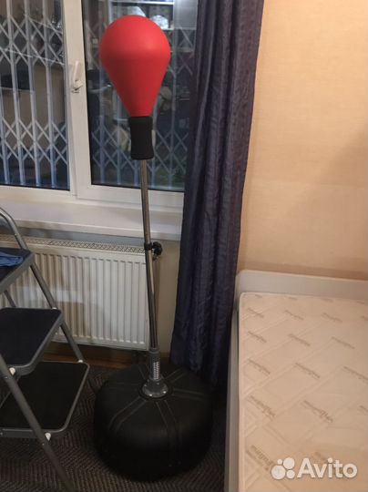 Боксерская груша напольная