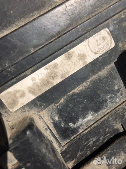 Блок предохранителей Карина Е