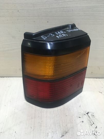 Фонарь задний левый наружный VW Passat B3