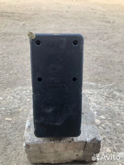 Компрессор центрального замка audi 100 с3