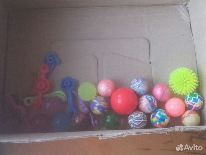 Мячики попрыгунчики