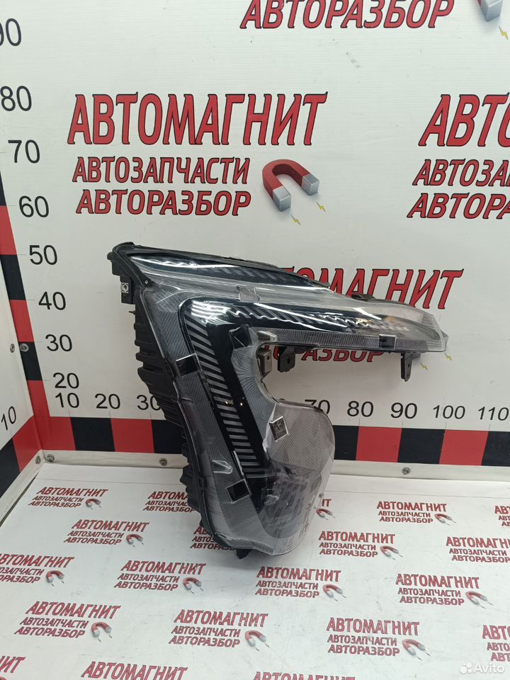Фара правая Avatr 11 оригинал без дефектов