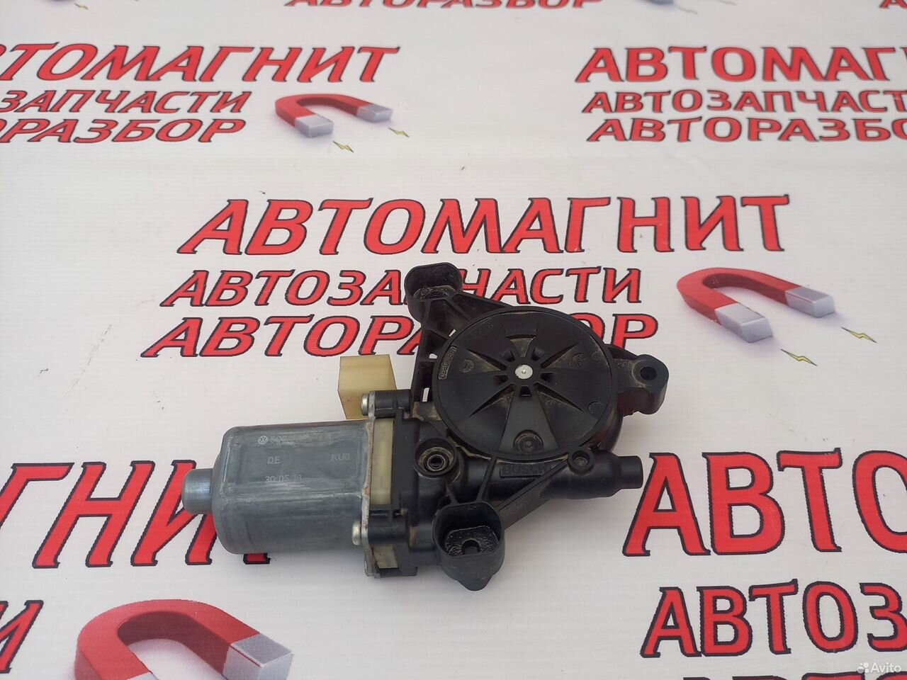 Моторчик стеклоподьемника передний Октавия А7