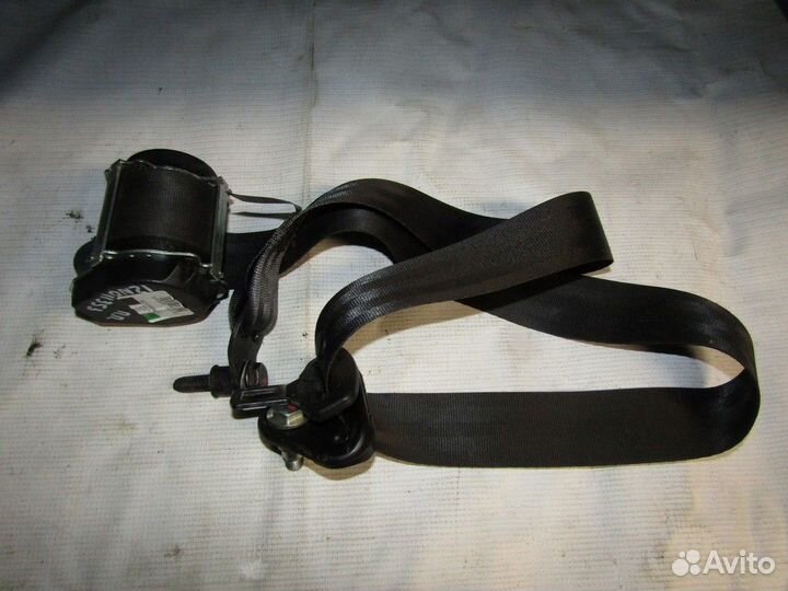 Ремень безопасности Duster 2012