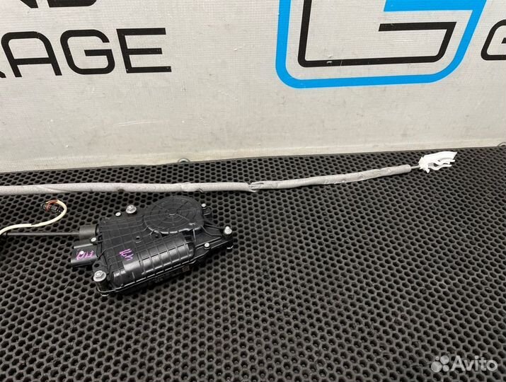 Замок двери передний правый Bmw 7-Series F01