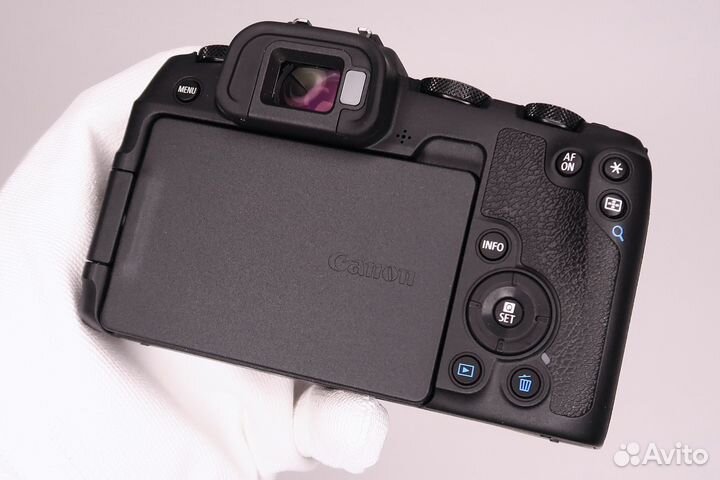 Фотоаппарат Canon EOS RP (body) +доп. акб