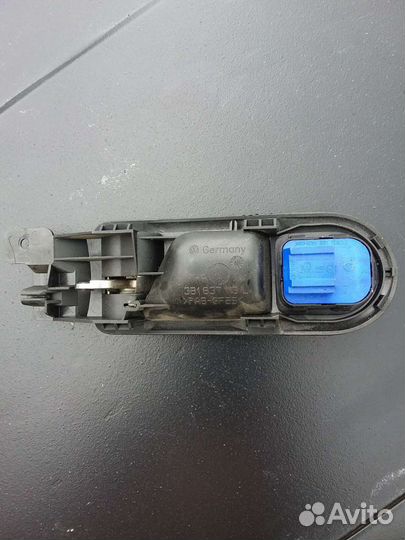 Ручка golf 4 водительская