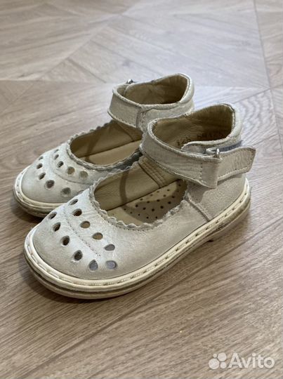 Детская обувь