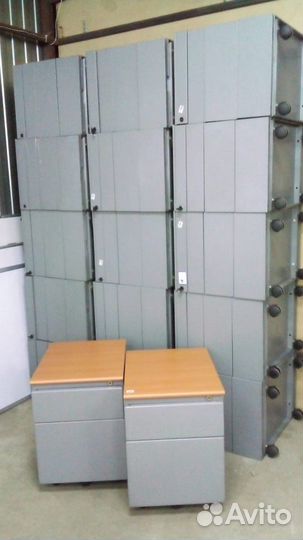 Тумбы выкатные металлические