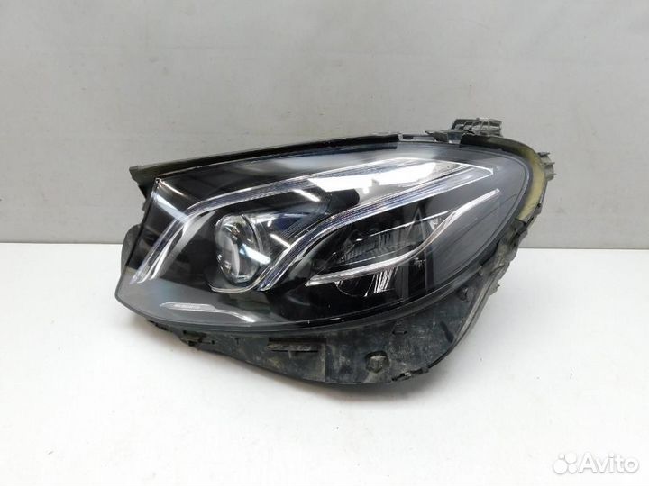 Фара левая Mercedes-Benz E-Class