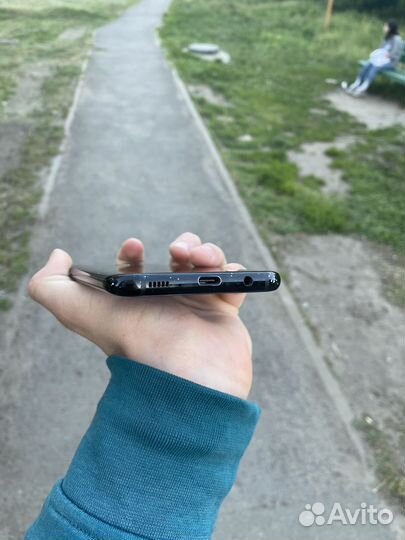 Samsung Galaxy S8+, 4/64 ГБ