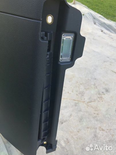 Перчаточный ящик бардачок Шкода Кодиак