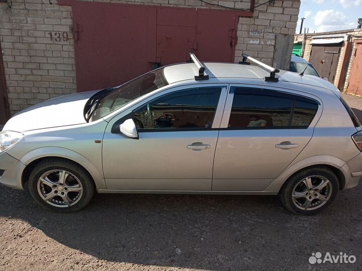 Багажник на крышу Opel Astra H аэро поперечины