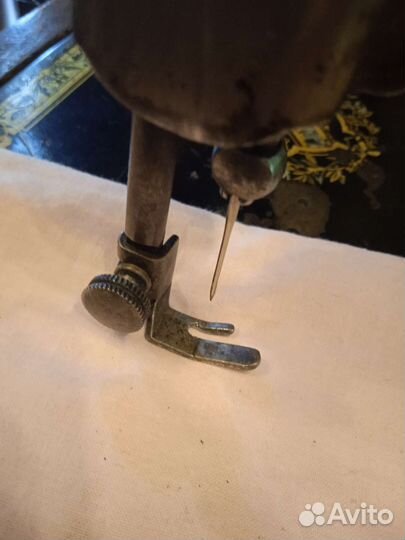 Швейная машина Singer