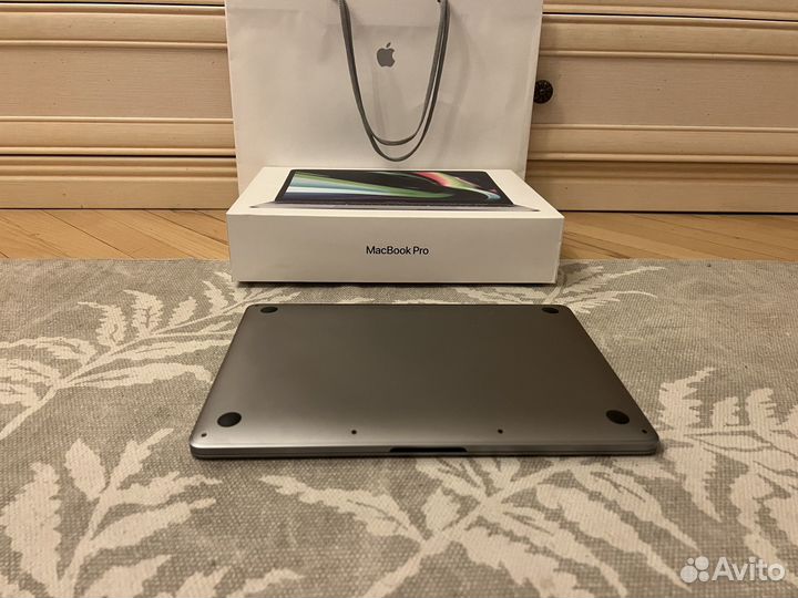 MacBook Pro 13 M1 16Gb 512Gb Ростест в идеале