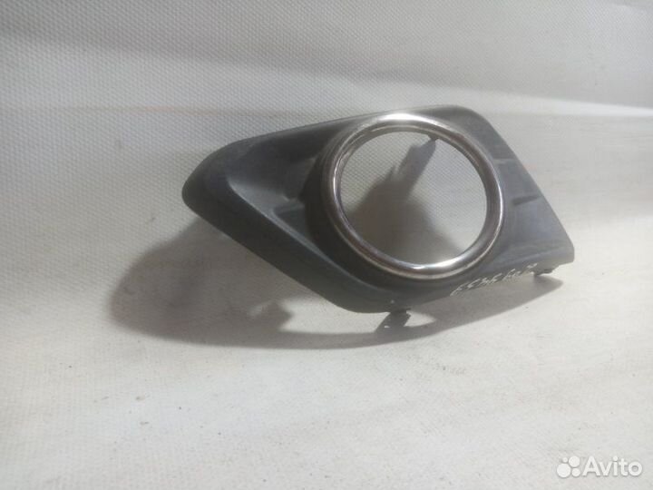 Накладка на туманку передняя левая Nissan X-Trail