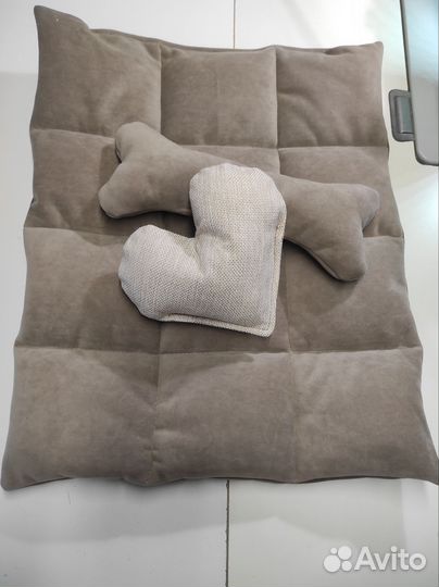 Лежанка для собак