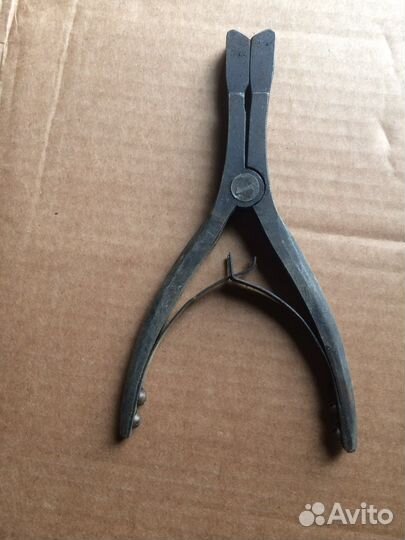 Приспособление для уставлвки поршневых колец