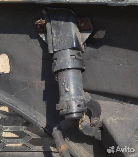 Форсунка омывателя фар левая правая Хонда Сивик 5д