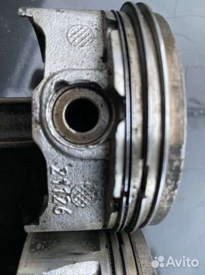 Поршни с кольцами на приору 83.0