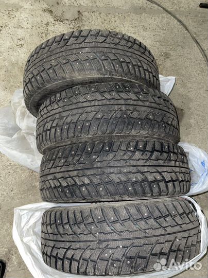 Kumho I'Zen Ice Power KW21 235/65 R17 108Q