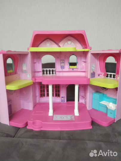 Домик кукольный