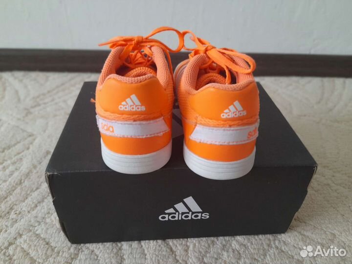 Футзалки adidas sala