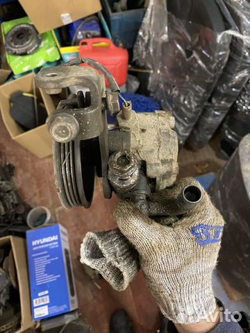 Насос гидроусилителя Kia Avella 1997-1999