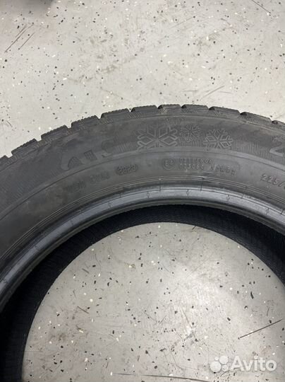 Gislaved Soft Frost 200 225/55 R17