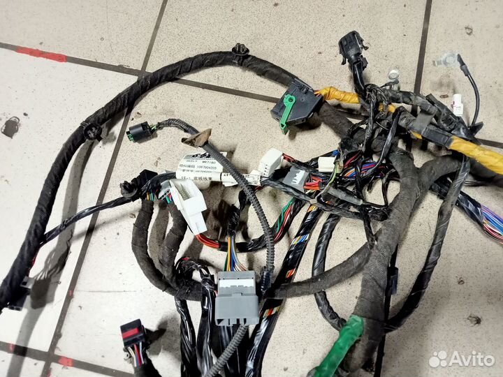 Проводка салона Geely Emgrand EC7