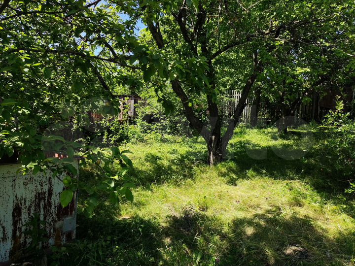 Дача 20 м² на участке 8,1 сот.