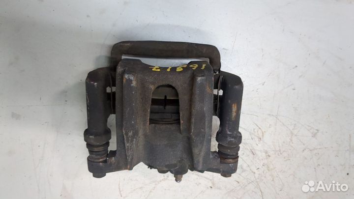 Суппорт Toyota Venza, 2009