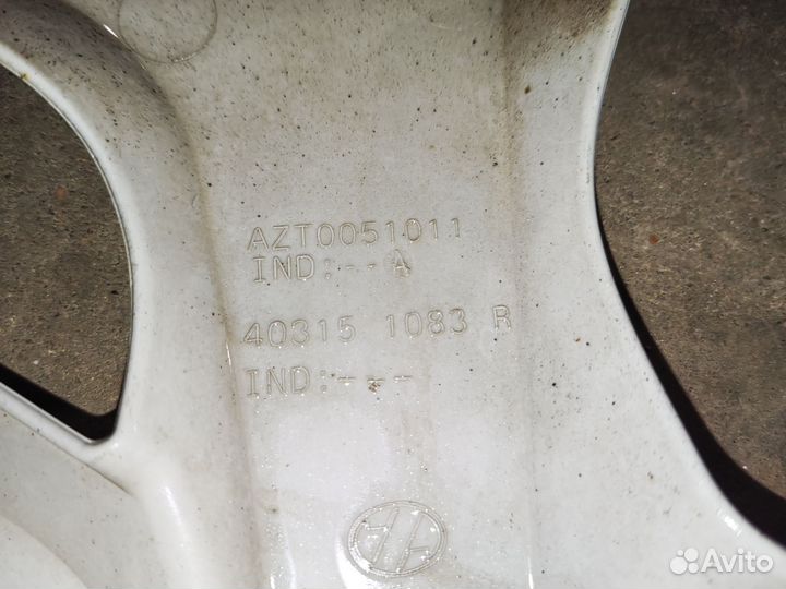 Колпаки на колеса r 15 LADA X RAY 403151083R