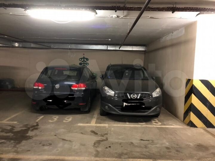 Машиноместо, 15 м²