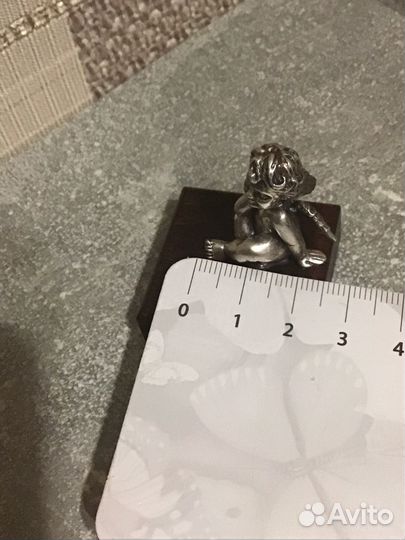 Статуэтка из серебра ангел