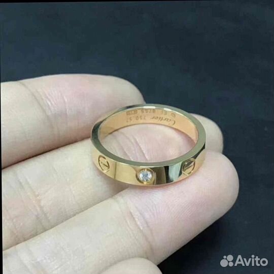 Кольцо Cartier Love, желтое золото с 1 бриллиантом 0,02ct