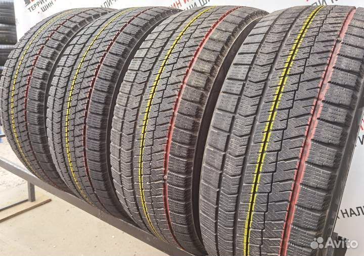 Bridgestone Blizzak VRX2 235/45 R18 94Q