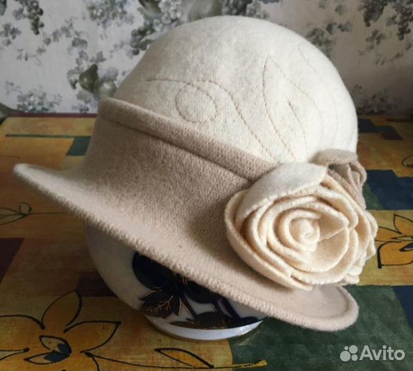 Шляпка Henrietta Чехия