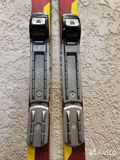 Беговые лыжи