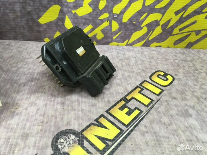 Реостат отопителя Резистор Pajero Паджеро 3 4