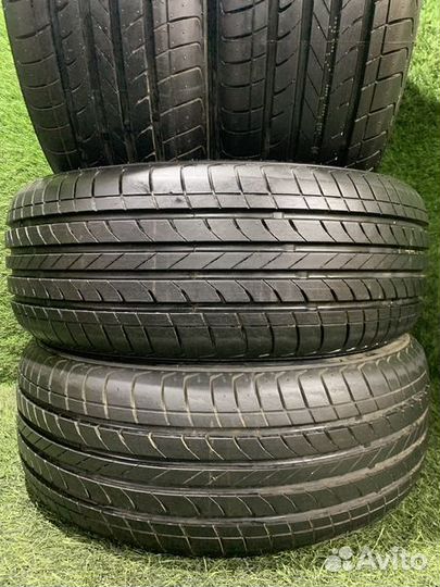 Goodyear EfficientGrip Performance 215/55 R17 98W